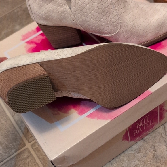 Not Rated Textured Cream Ankle Booties - Picture 2 of 4